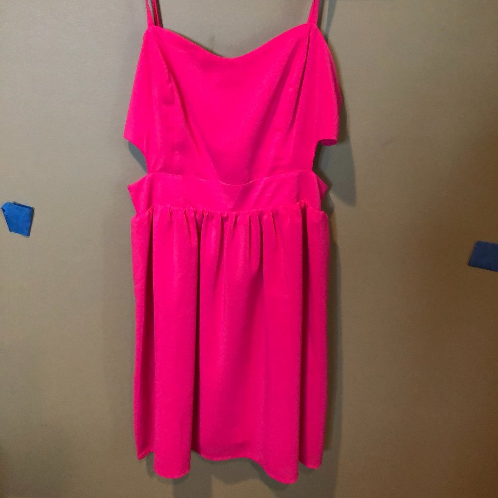 Pink sleeveless dress